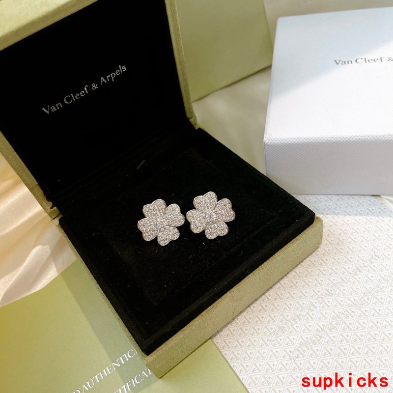 Van Cleef & Arples Jewelry