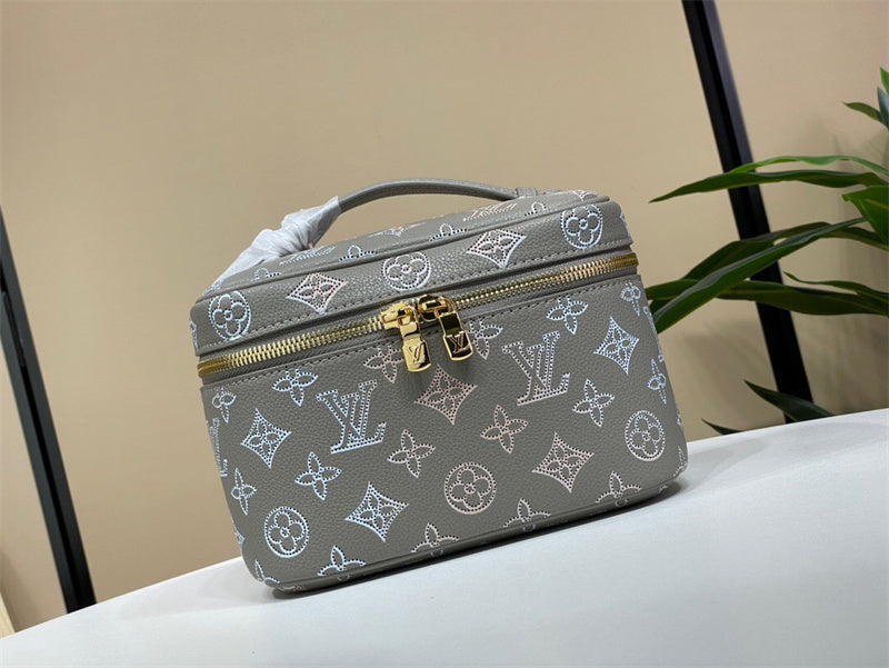 PHA - LOV Bags - 407
