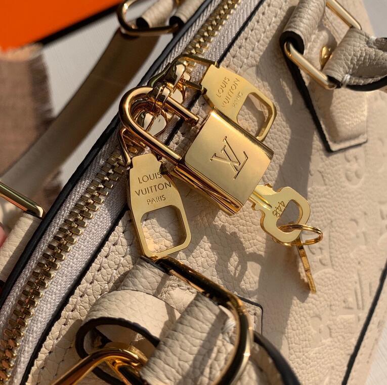 Mila's Edit - LOV Bags - 2990