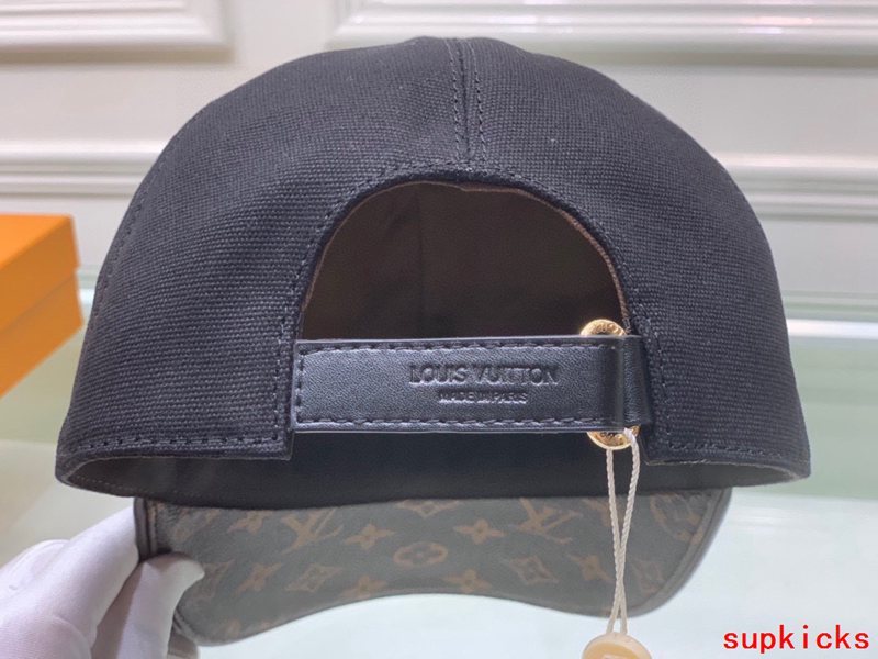 Louis Vuitton Luxury Cap