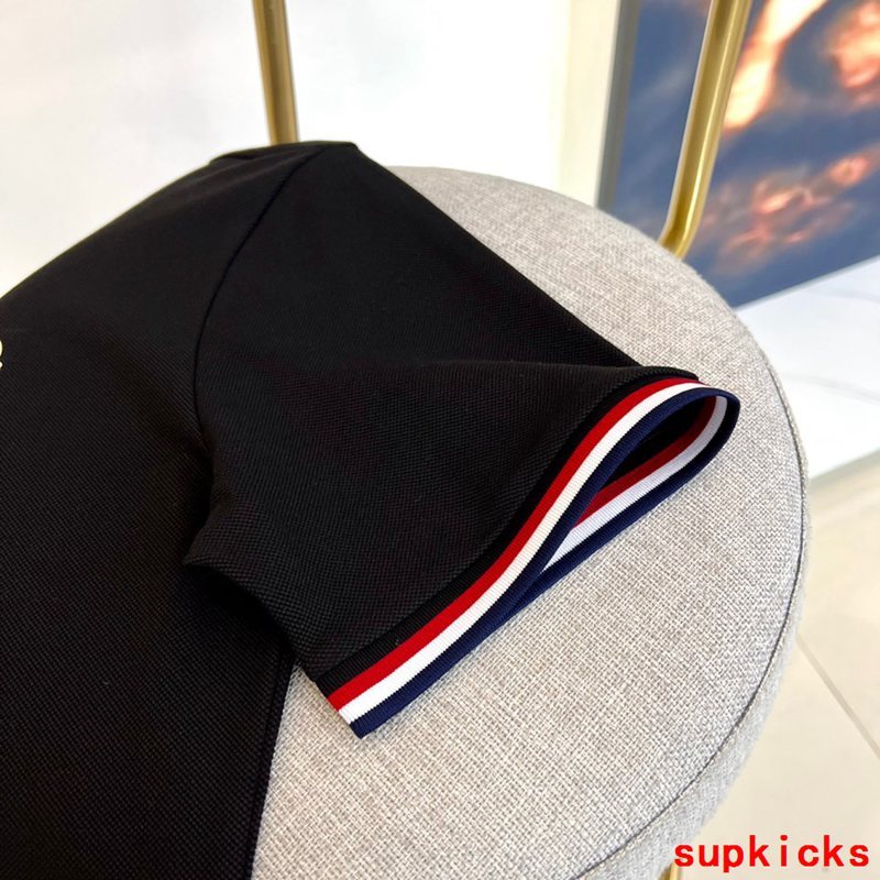 Moncler Luxury Cloth