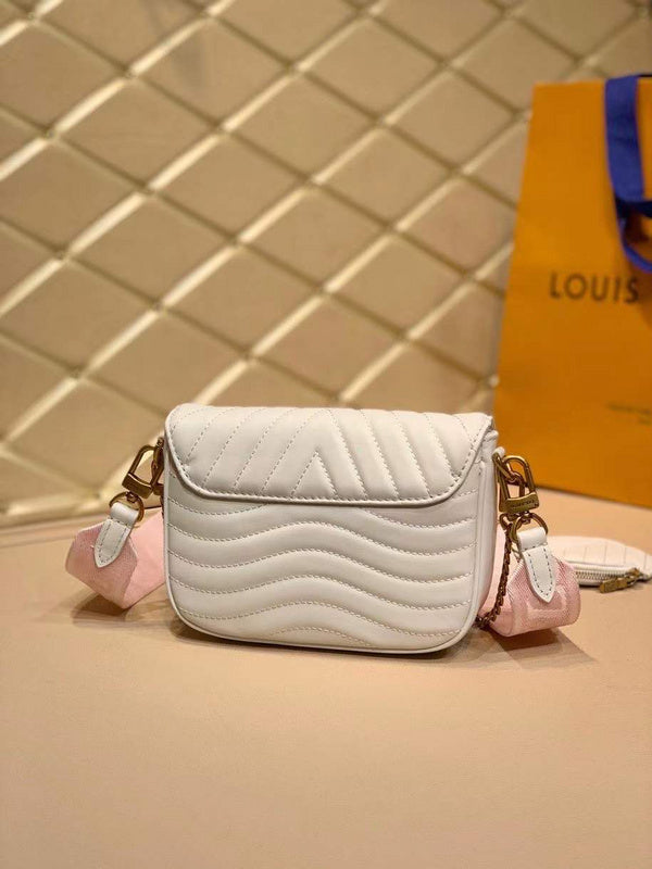 I W Fashion Lu-Vi bags - 17682
