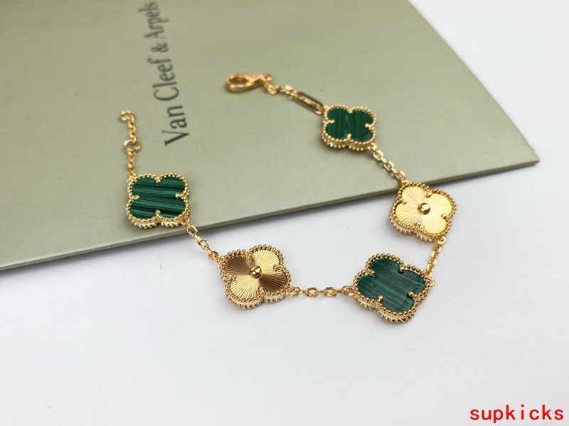 Van Cleef & Arples Jewelry
