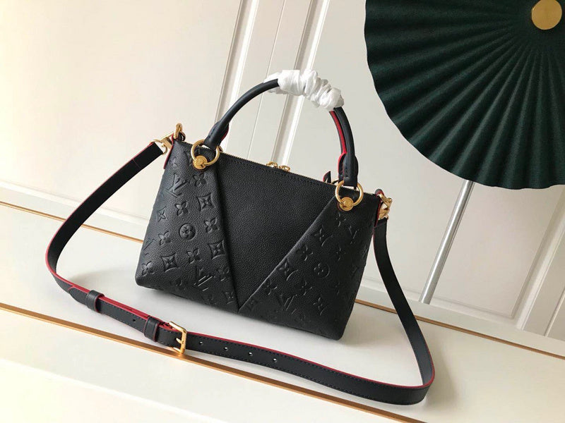 I W Fashion Lu-Vi bags - 17268