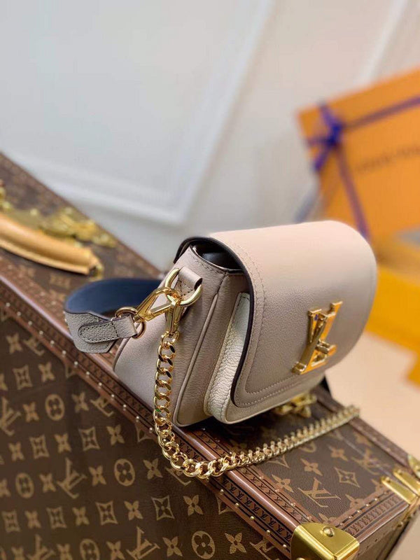I W Fashion Lu-Vi bags - 17544