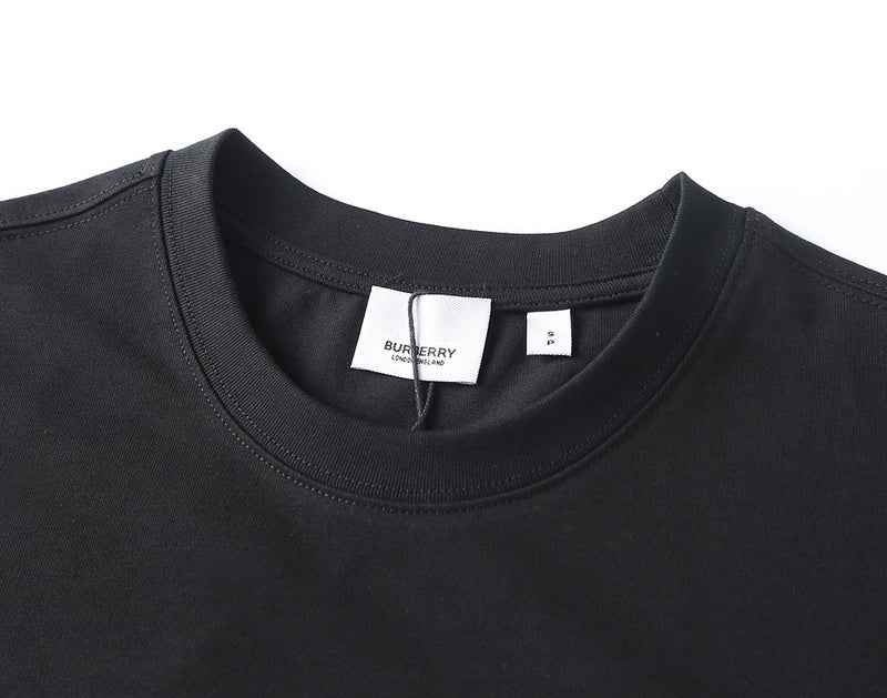 Burberry T-Shirts - 320