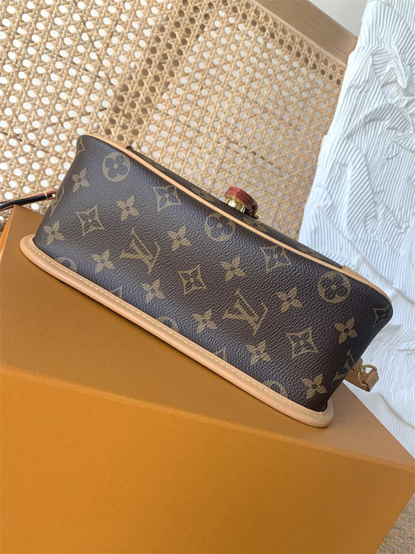 PHA - LOV Bags - 381