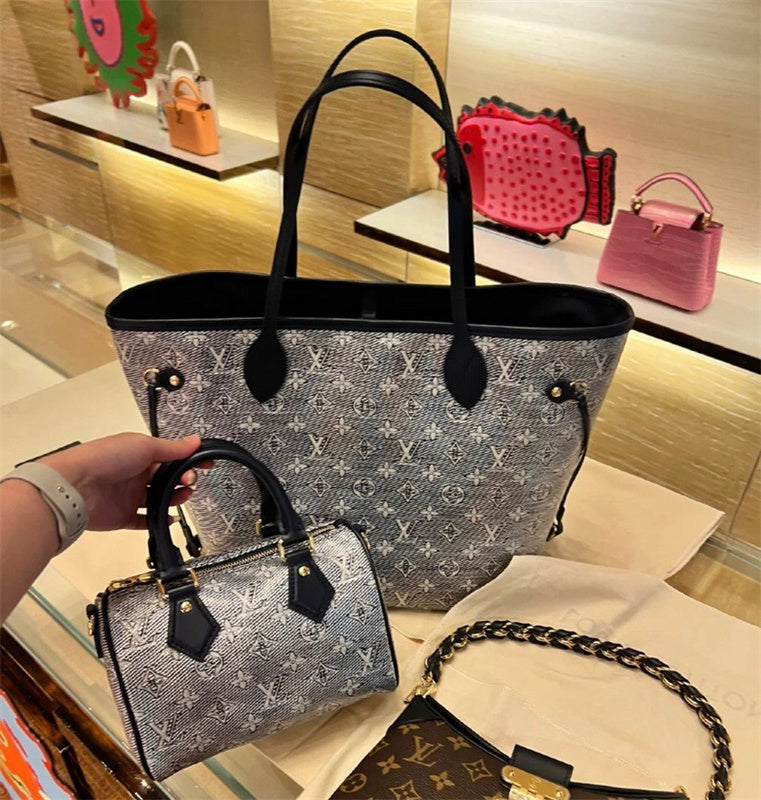 PHA - LOV Bags - 657