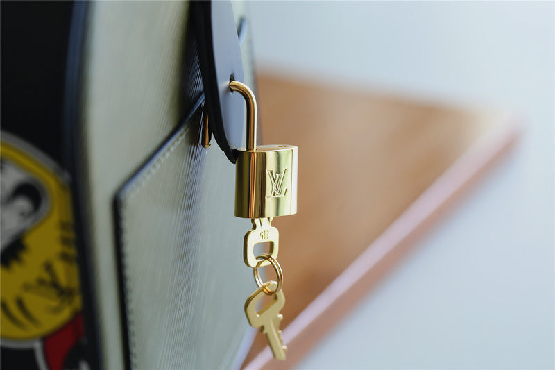 I W Fashion Lu-Vi bags - 8171