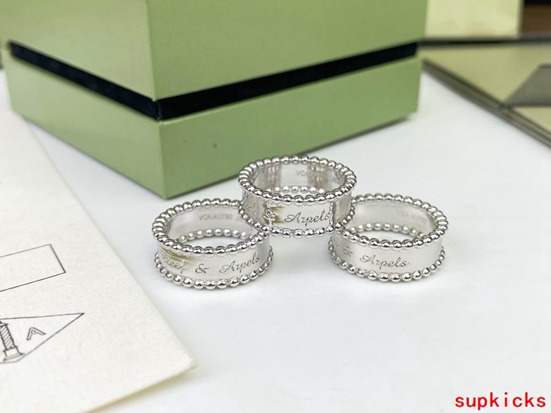 Van Cleef & Arples Jewelry