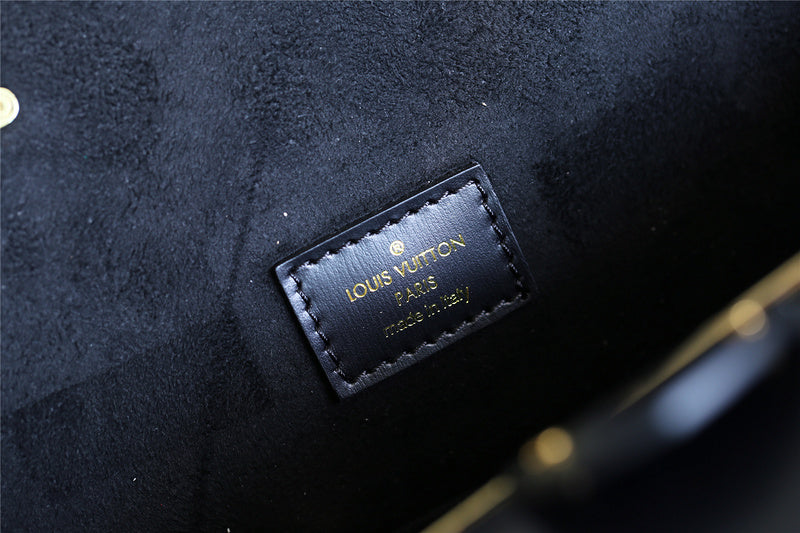 I W Fashion Lu-Vi bags - 8180