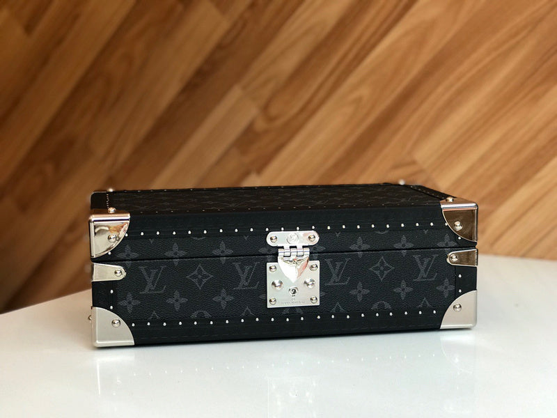 I W Fashion Lu-Vi bags - 9502