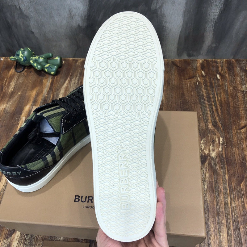 Burberry Luxury Shoes