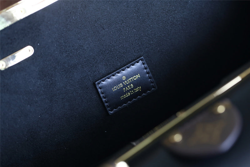 I W Fashion Lu-Vi bags - 8170