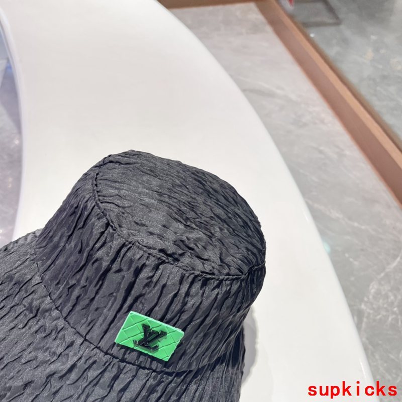 Louis Vuitton Luxury Cap