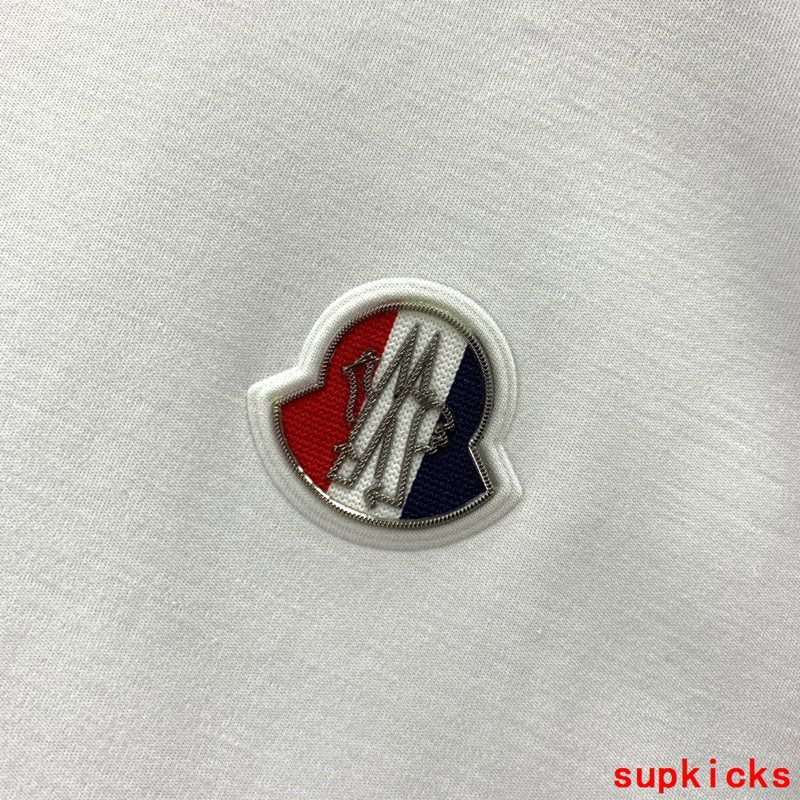 Moncler Luxury Cloth
