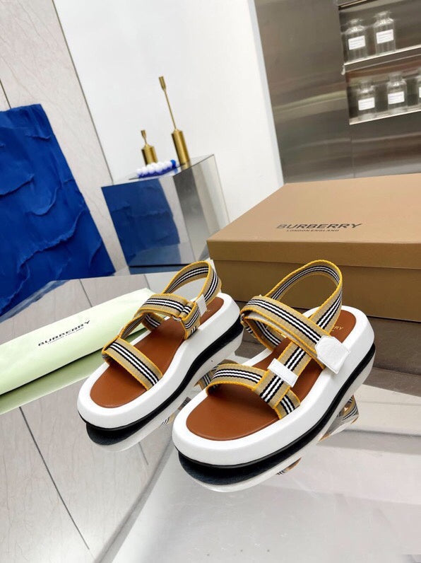 Burberry Luxury Shoes