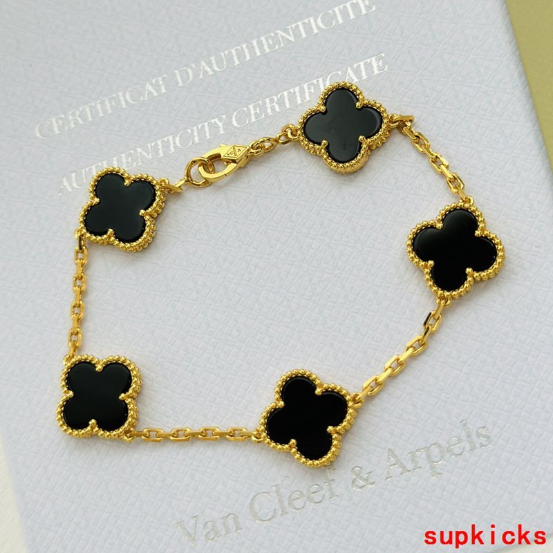 Van Cleef & Arples Jewelry