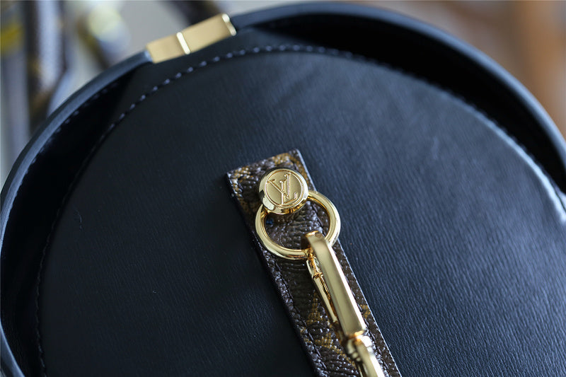 I W Fashion Lu-Vi bags - 8181