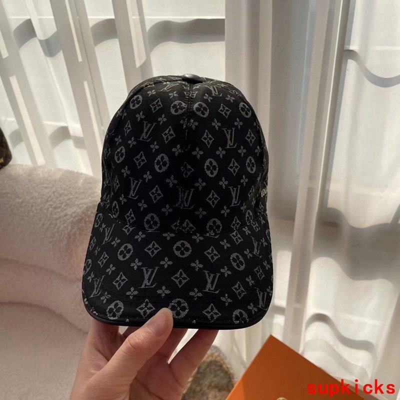 Louis Vuitton Luxury Cap