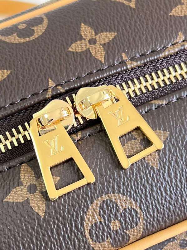 LOV2 Bags - Luxurious Bags  584