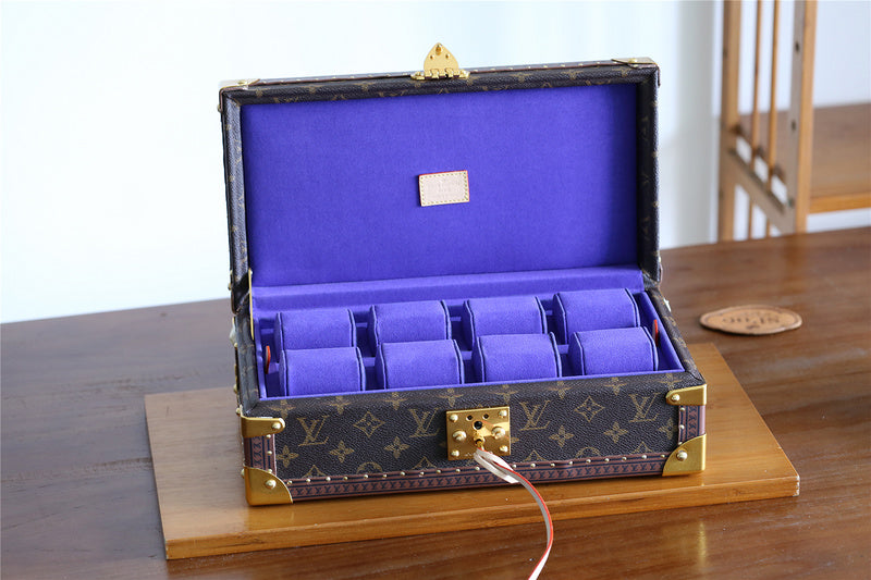 I W Fashion Lu-Vi bags - 11344
