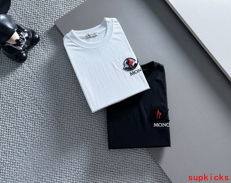 Moncler Luxury Cloth