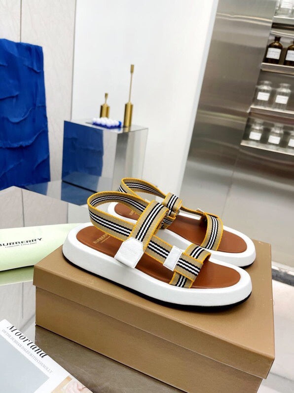 Burberry Luxury Shoes
