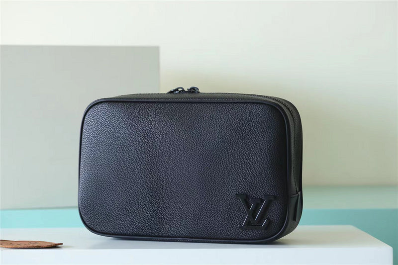 I W Fashion Lu-Vi bags - 10679