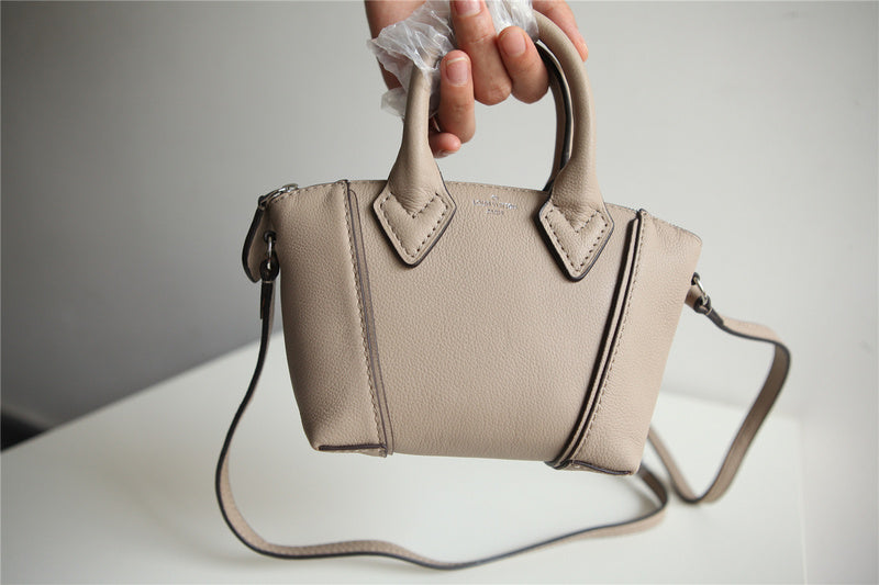 I W Fashion Lu-Vi bags - 8680