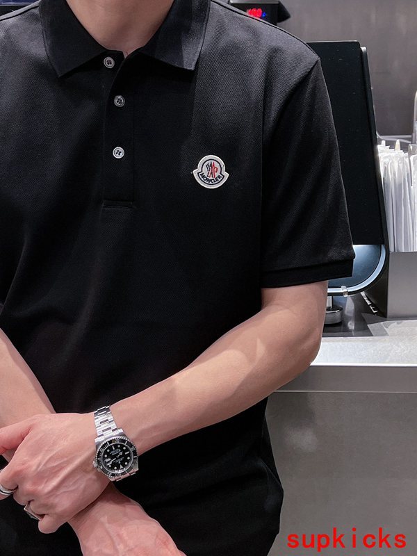 Moncler Luxury Cloth