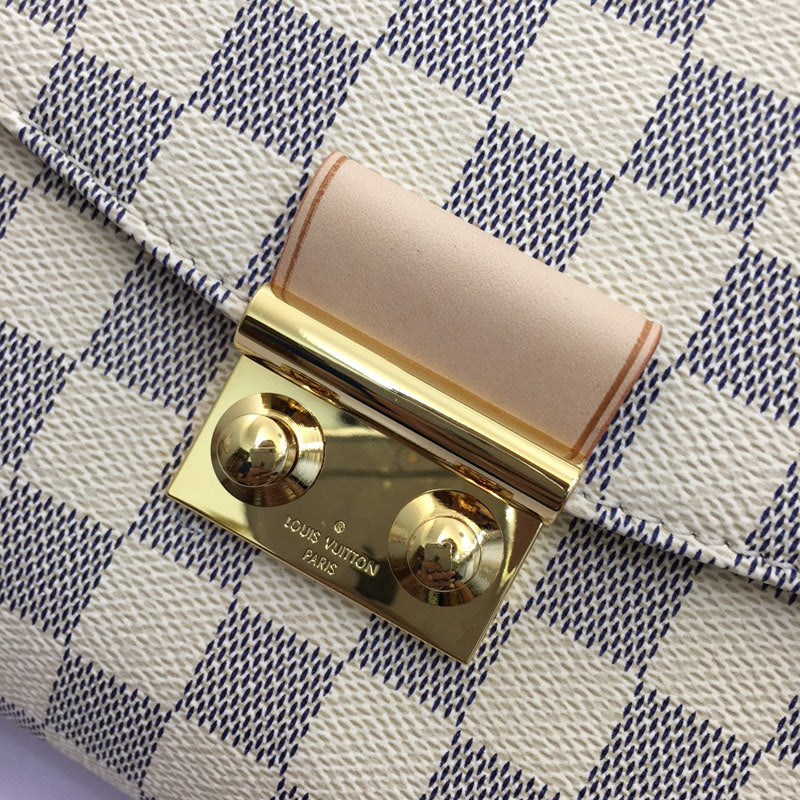 LOV2 Bags - Luxurious Bags  897
