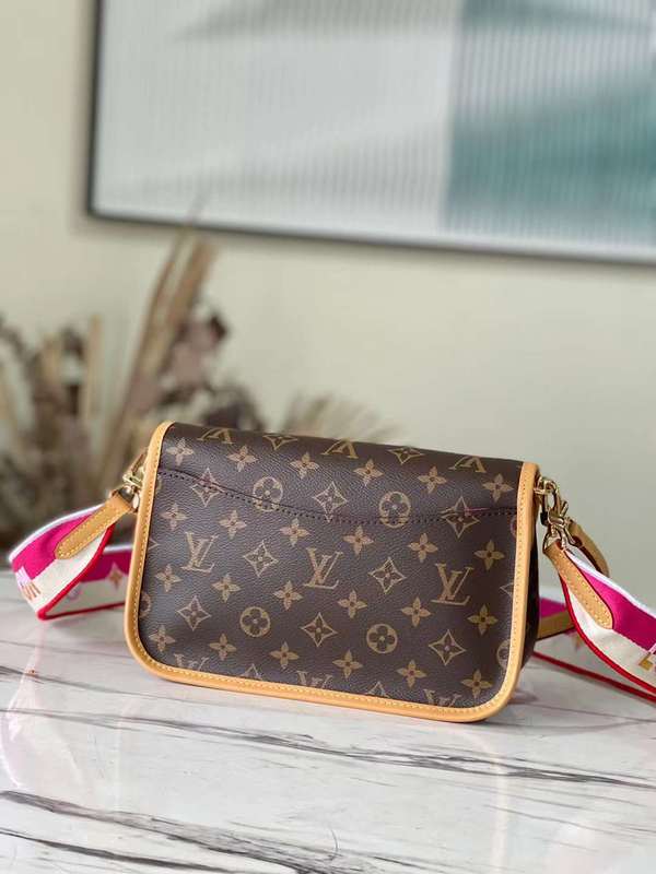 LOV2 Bags - Luxurious Bags  676