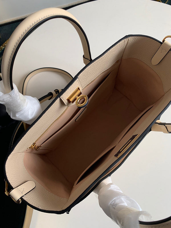 I W Fashion Lu-Vi bags - 17660