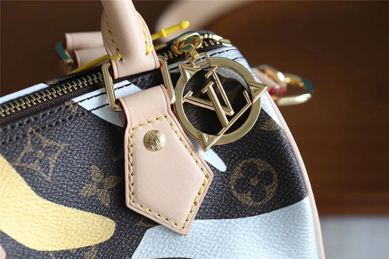 I W Fashion Lu-Vi bags - 8152