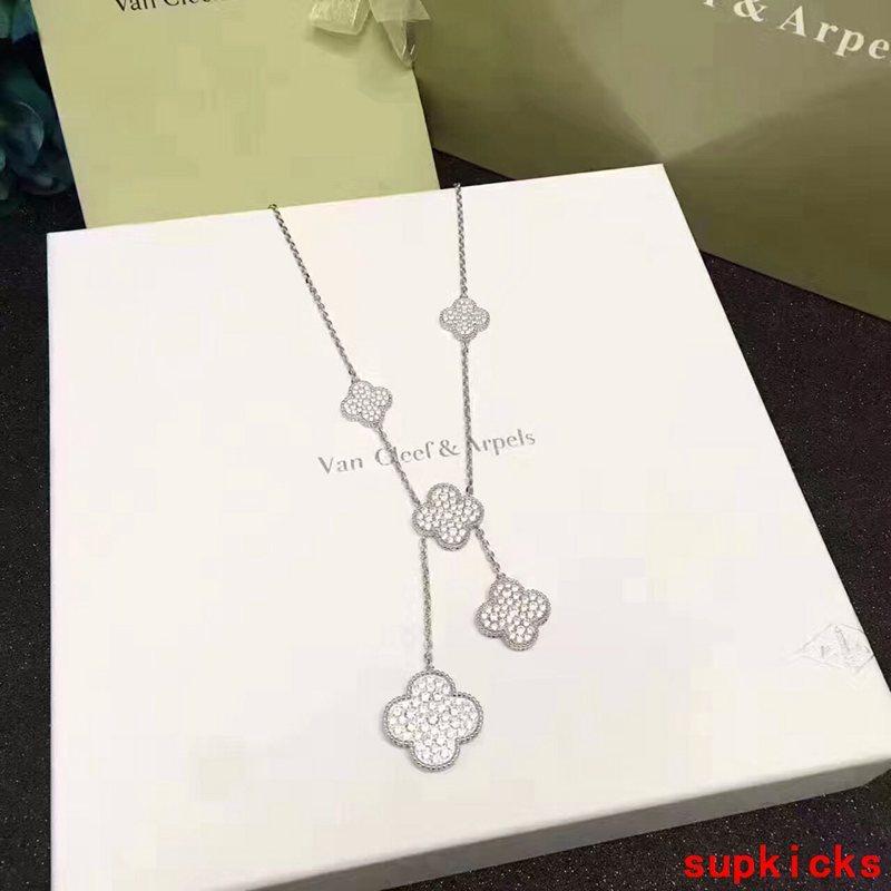 Van Cleef & Arples Jewelry