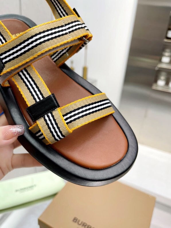 Burberry Luxury Shoes