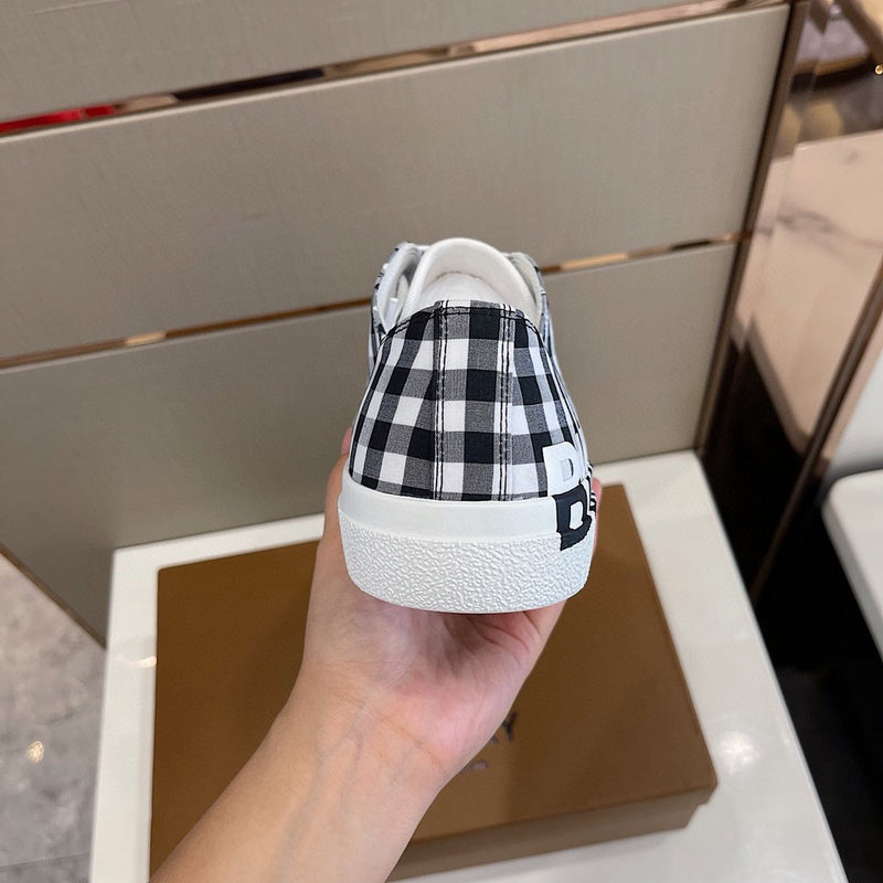 Burberry Luxury Shoes