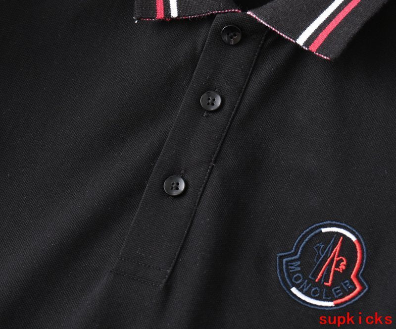 Moncler Luxury Cloth
