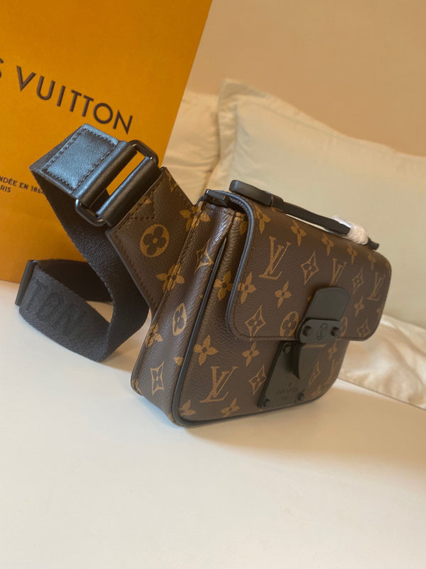 I W Fashion Lu-Vi bags - 17525