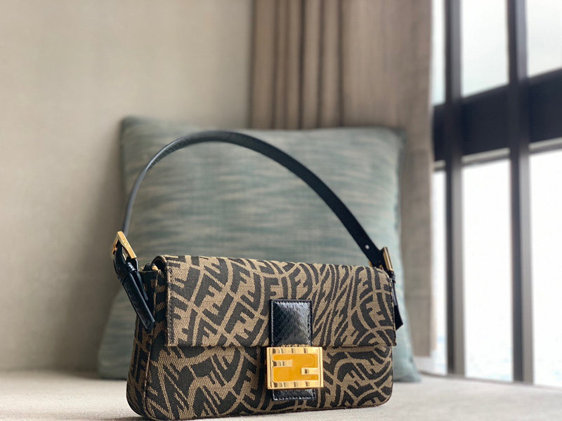 PHA - PHAE Bags - 395