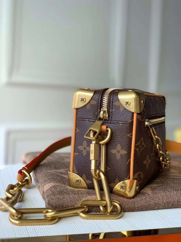 I W Fashion Lu-Vi bags - 17426