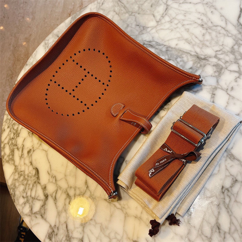 PHA - HMS Bags - 977