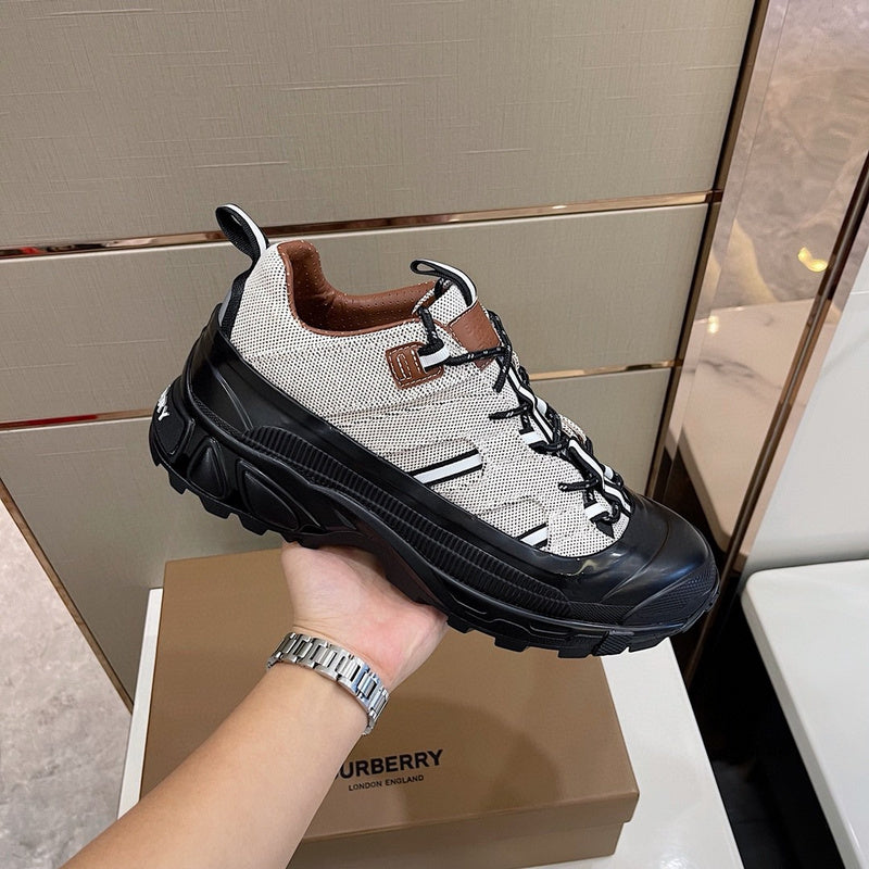 Burberry Luxury Shoes