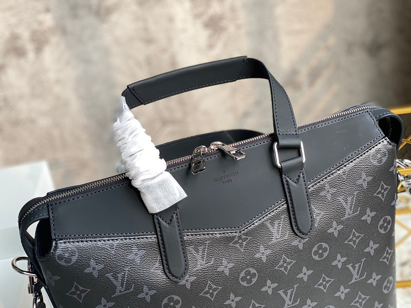 I W Fashion Lu-Vi bags - 17177