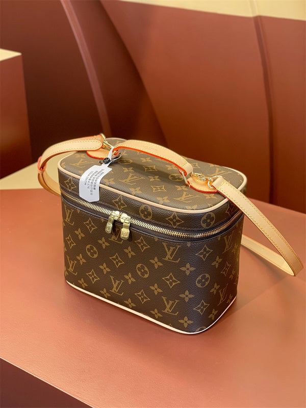 PHA - LOV Bags - 080
