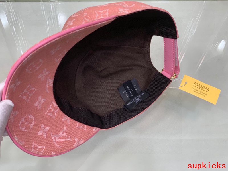 Louis Vuitton Luxury Cap