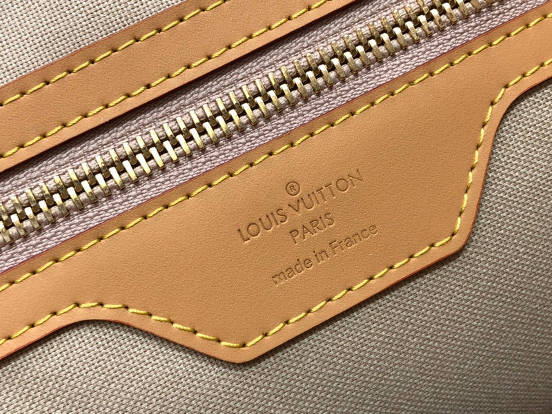 I W Fashion Lu-Vi bags - 17362