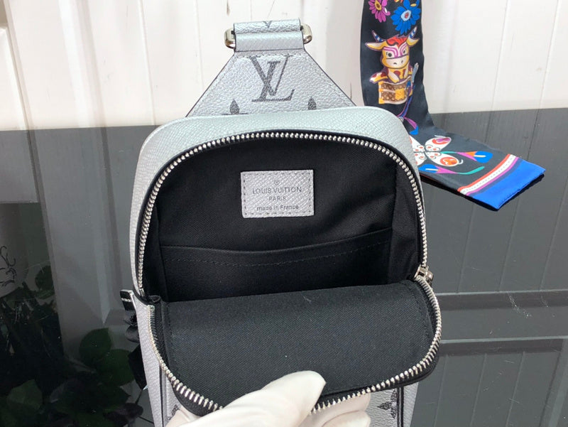 I W Fashion Lu-Vi Bags - 16741