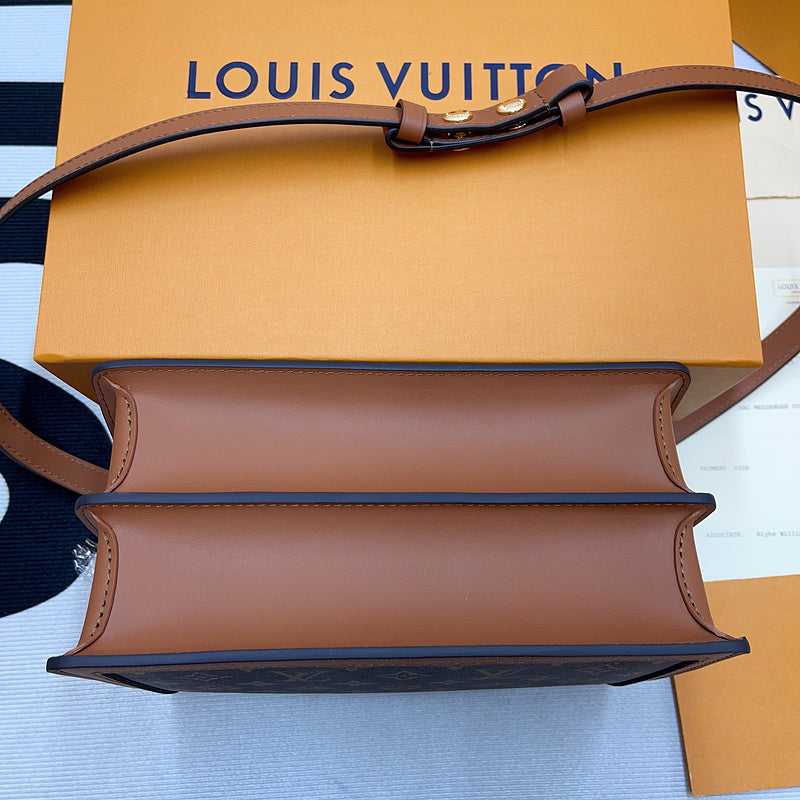I W Fashion Lu-Vi bags - 8138